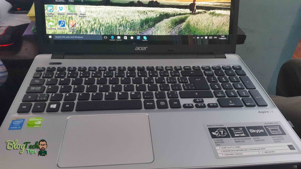 Acer Aspire V15