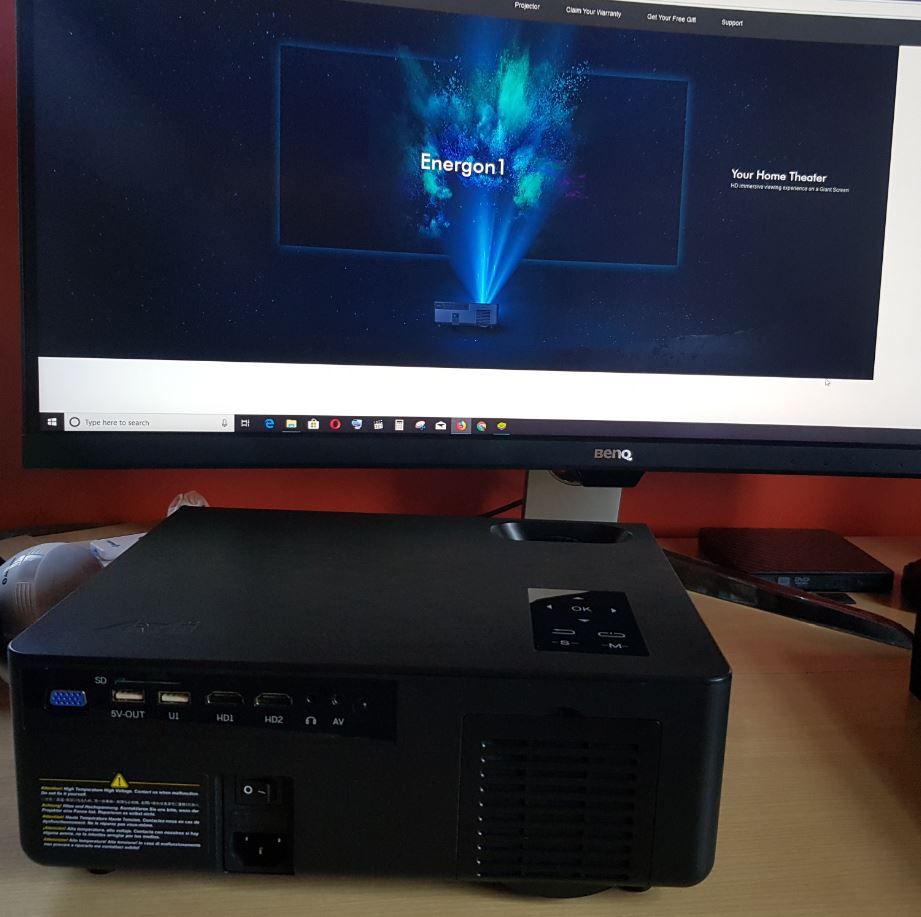 ARTlii Energon 1 Home Theater Projector