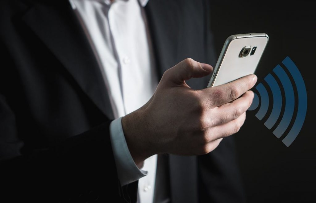 Galaxy S10 Plus is connected to network but no Internet connection