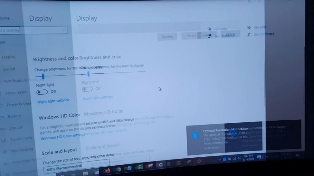 Monitor flickering When connected to Laptop