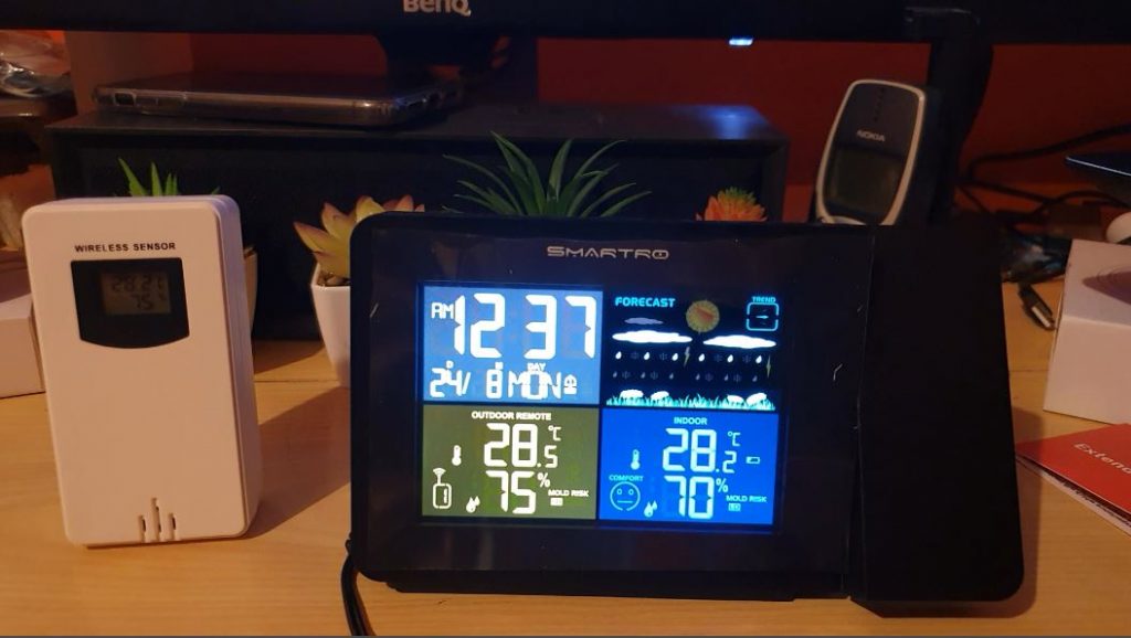 SMARTRO SC91 Projection Alarm Clock with Weather Station