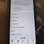 How to Log Out of Linkedin App