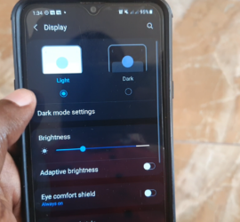 Samsung A20s Dark and Light Mode